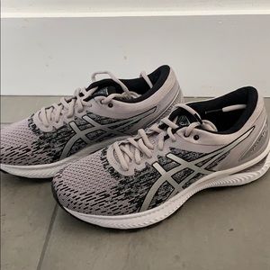Asics Gel Nimbus 22 haze/ pure silver